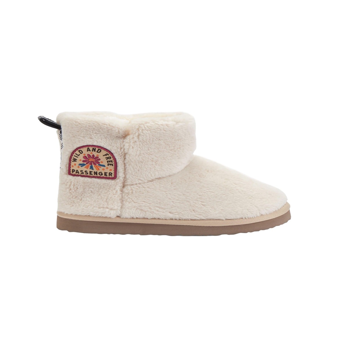 WomenS Hideaway Hut Sherpa Fleece Slippers - Cream Cream6